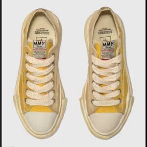 Maison Mihara Yellow